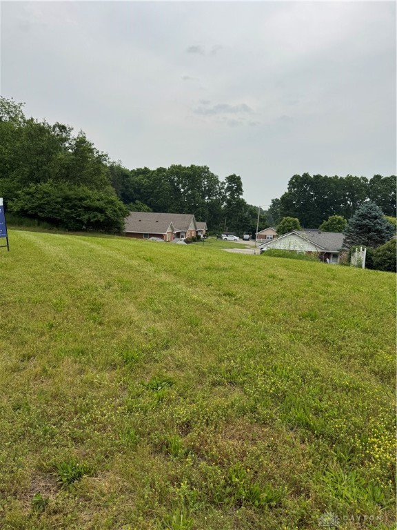 44 Royal Ridge, Germantown, Ohio image 1