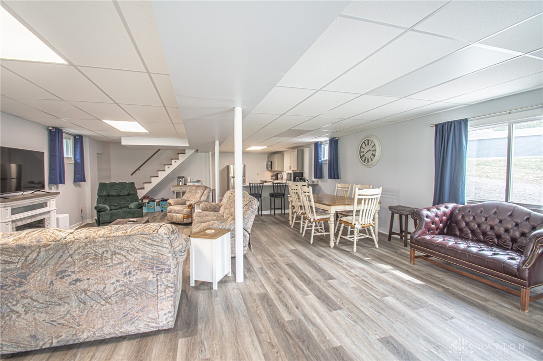 1203 Harz Cove, Fayetteville, Ohio image 33