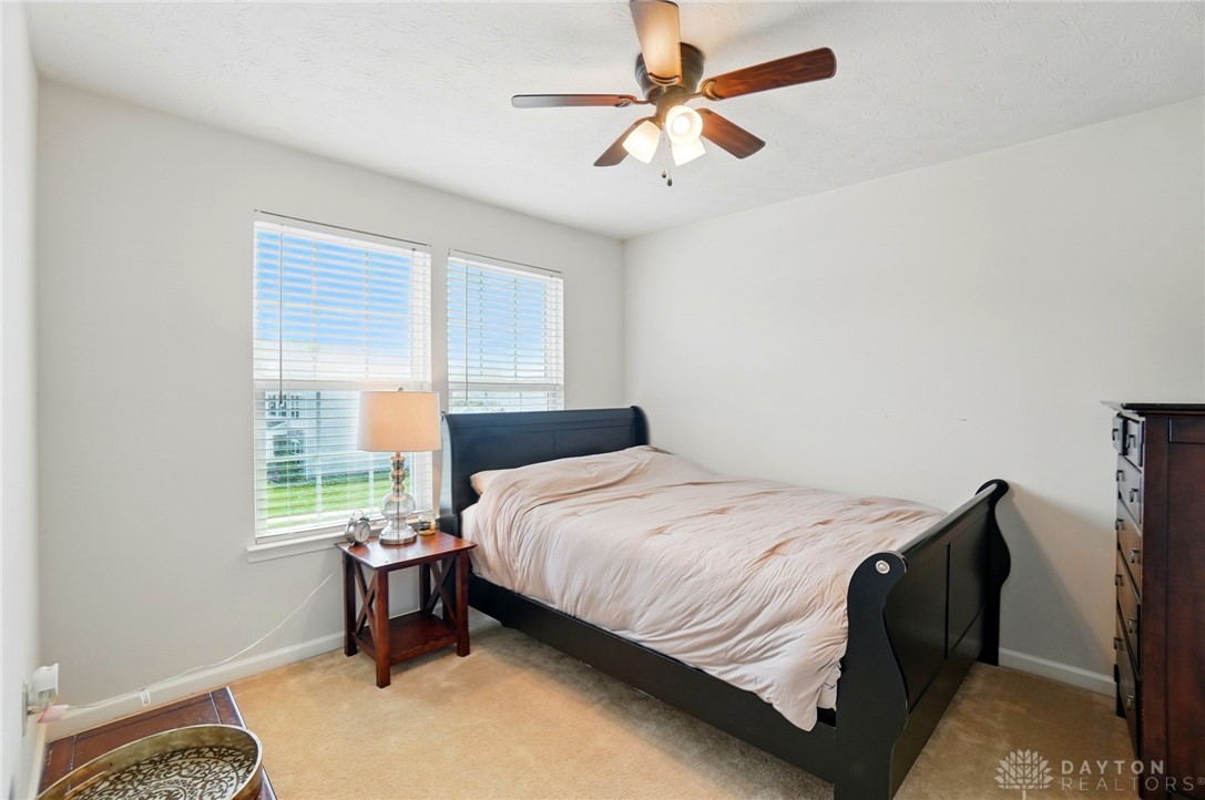 51 Waterford Boulevard, Fairborn, Ohio image 32