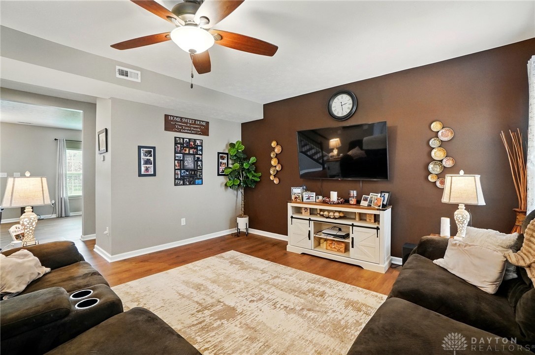 51 Waterford Boulevard, Fairborn, Ohio image 8
