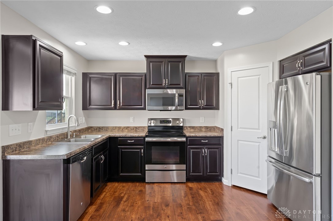 62 Cascade Drive, Fairborn, Ohio image 15