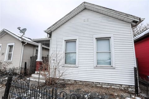 Photo of 106 Pulaski Street, Dayton, OH 45402 (MLS # 948991)