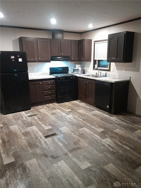 Mobile Home For Sale - 239 Billwood Rd<br/> Dayton, OH 45431