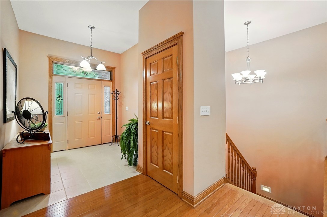1092 George Allen Drive, South Vienna, Ohio image 13