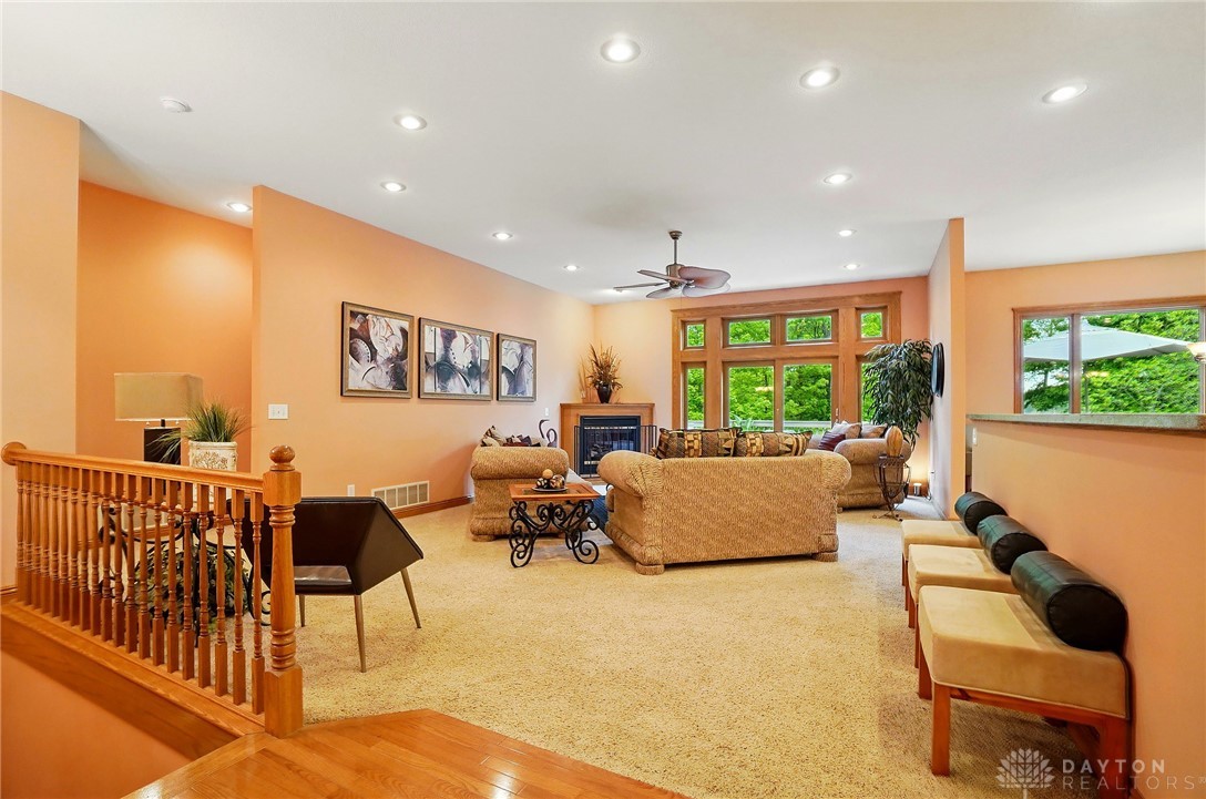 1092 George Allen Drive, South Vienna, Ohio image 14