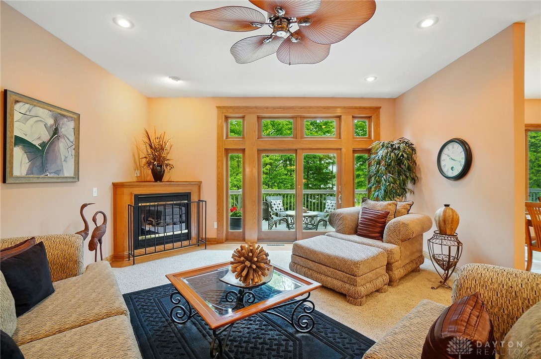 1092 George Allen Drive, South Vienna, Ohio image 15