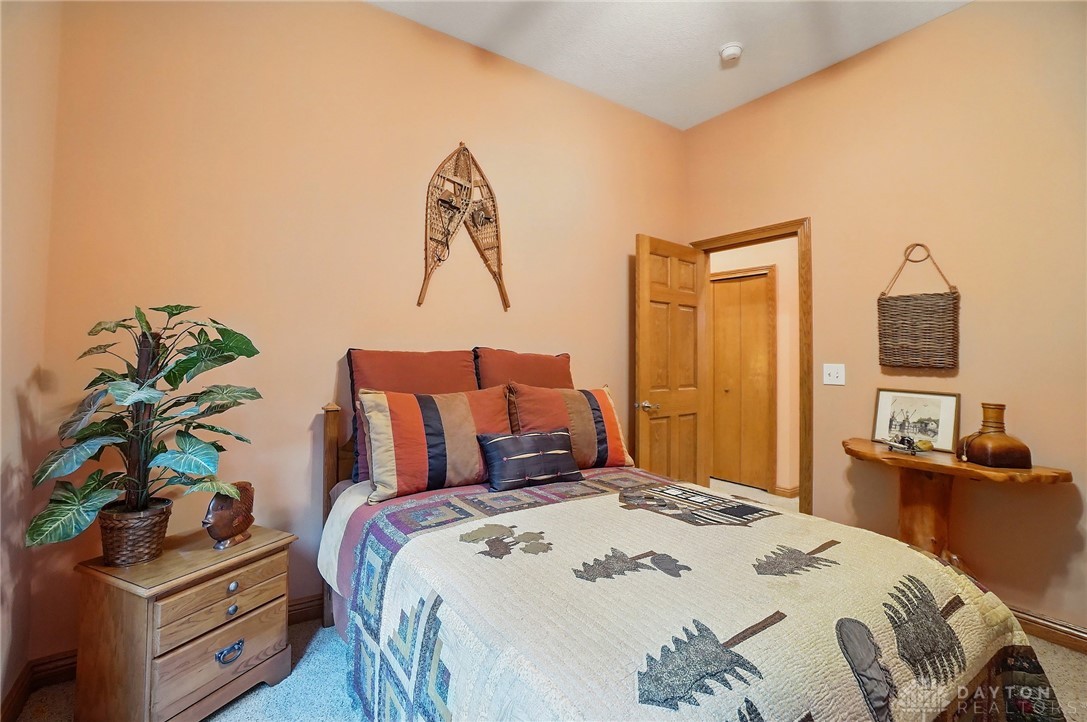 1092 George Allen Drive, South Vienna, Ohio image 46