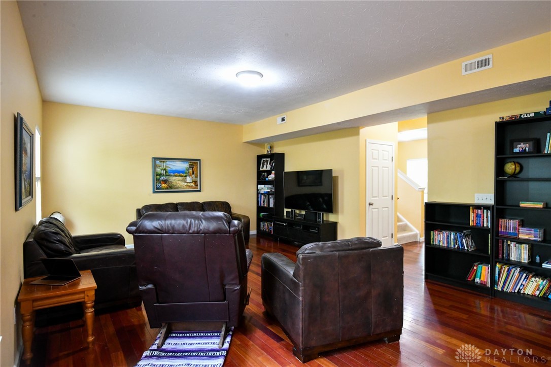 Liberty Twp, Ohio 45011, United States, 4 Bedrooms Bedrooms, ,3 BathroomsBathrooms,Residential,Pending,129682