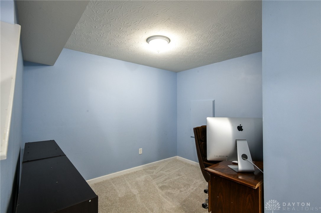 Liberty Twp, Ohio 45011, United States, 4 Bedrooms Bedrooms, ,3 BathroomsBathrooms,Residential,Pending,129682