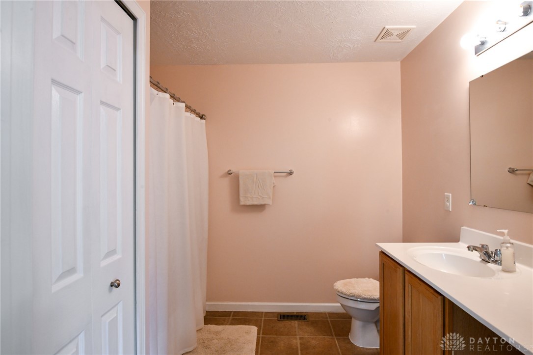 Liberty Twp, Ohio 45011, United States, 4 Bedrooms Bedrooms, ,3 BathroomsBathrooms,Residential,Pending,129682