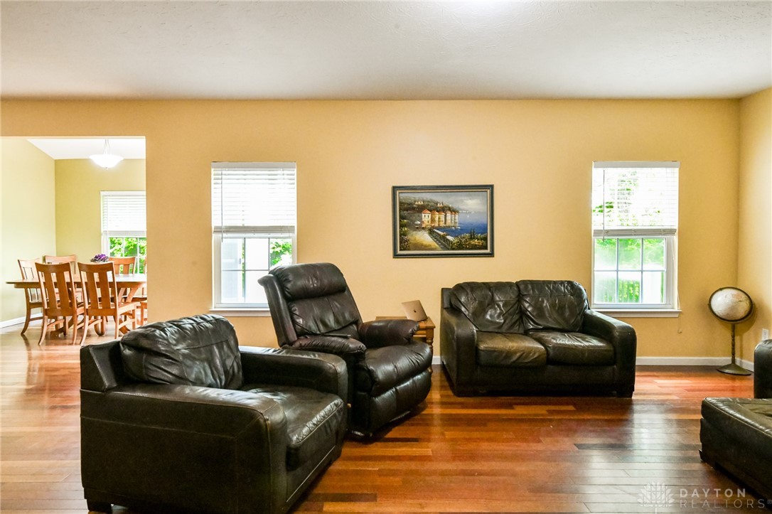 Liberty Twp, Ohio 45011, United States, 4 Bedrooms Bedrooms, ,3 BathroomsBathrooms,Residential,Pending,129682