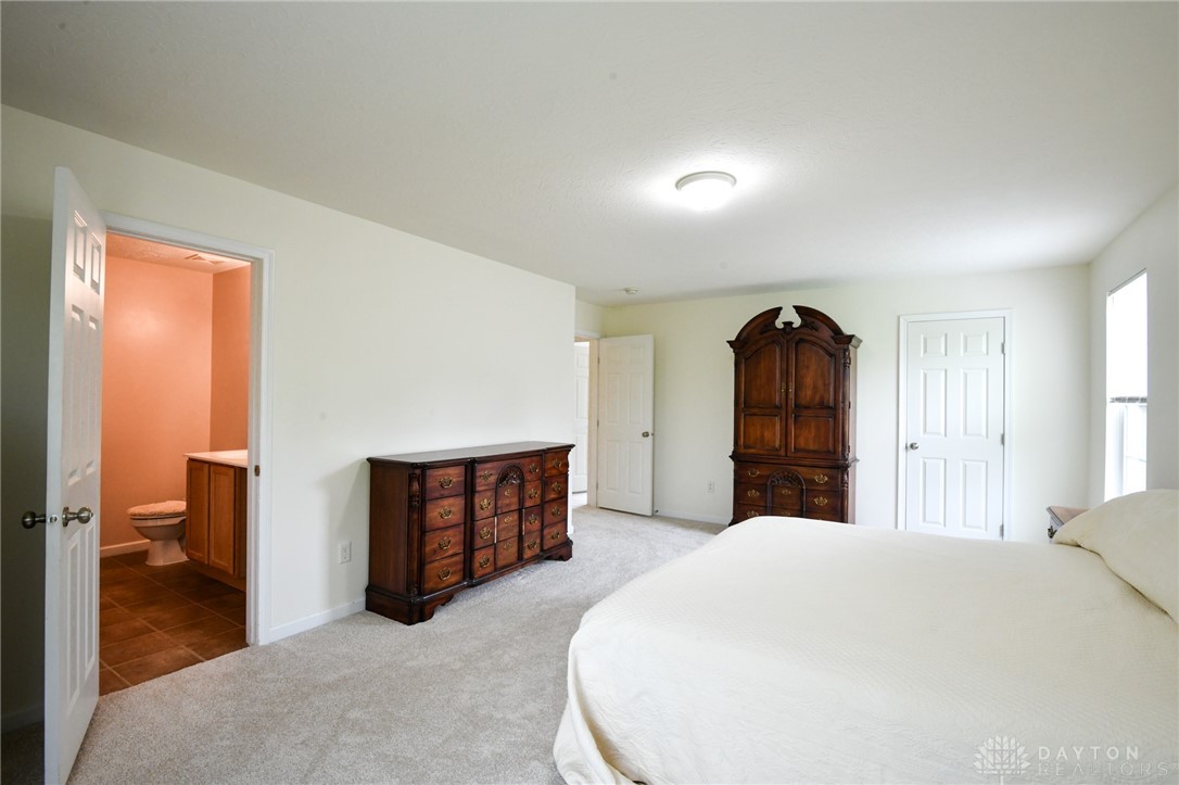 Liberty Twp, Ohio 45011, United States, 4 Bedrooms Bedrooms, ,3 BathroomsBathrooms,Residential,Pending,129682