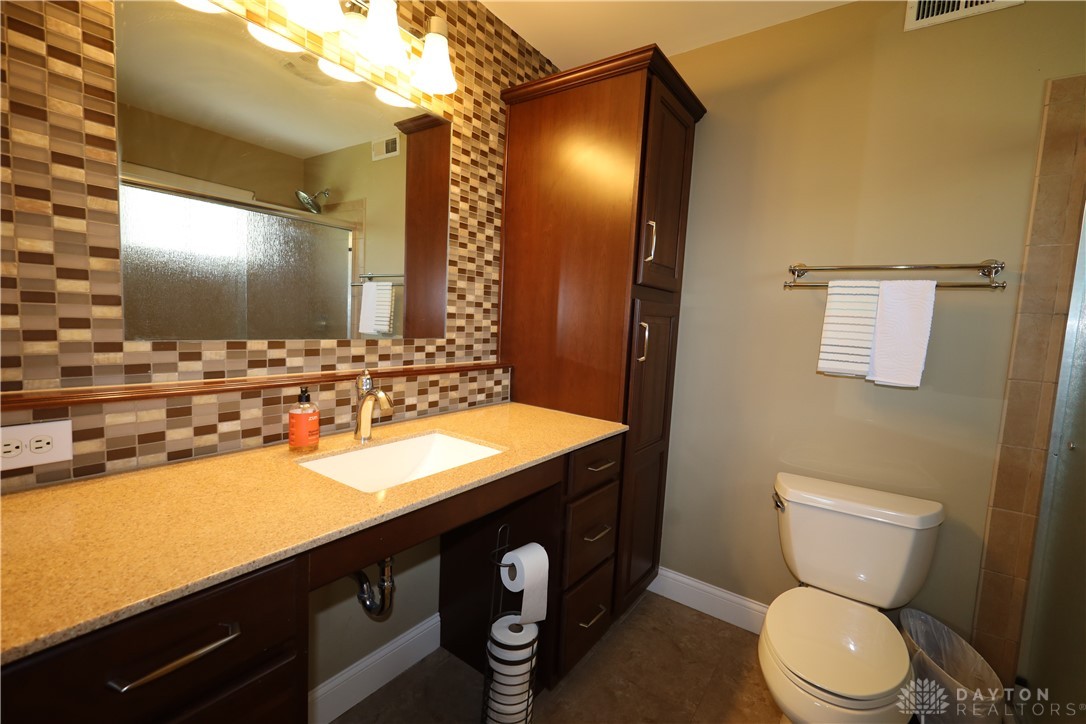 115 Southlake Drive, Dayton, Ohio image 13