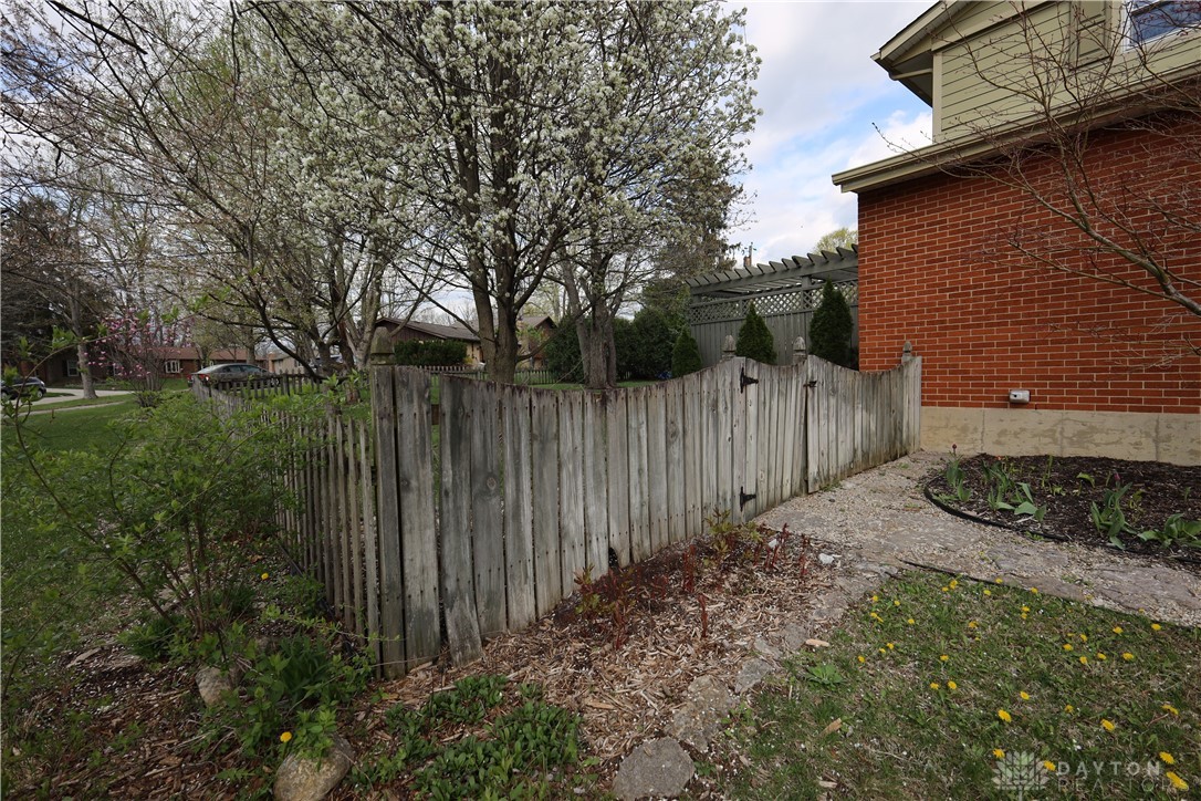 115 Southlake Drive, Dayton, Ohio image 7