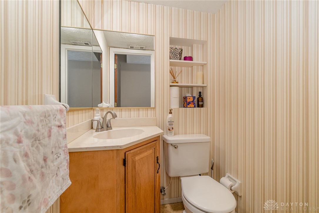 6179 Stonehill Drive, Fairfield, Ohio image 17
