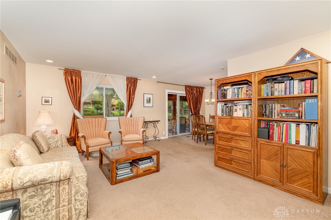 6179 Stonehill Drive, Fairfield, Ohio image 19