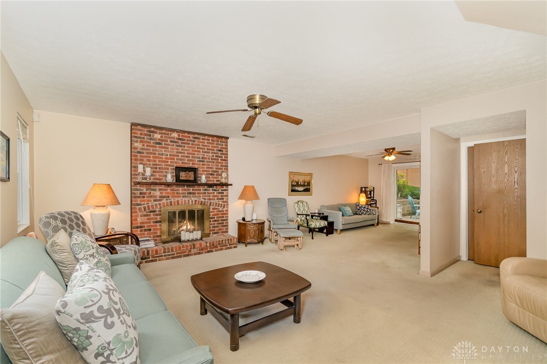 6179 Stonehill Drive, Fairfield, Ohio image 4