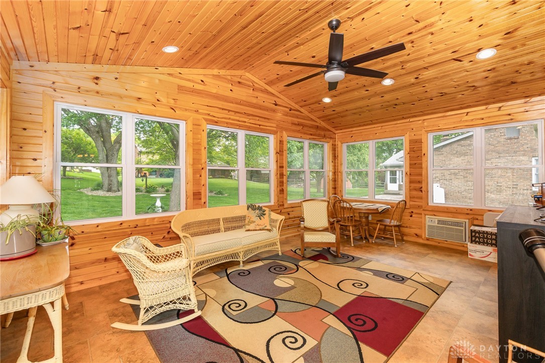 6179 Stonehill Drive, Fairfield, Ohio image 3