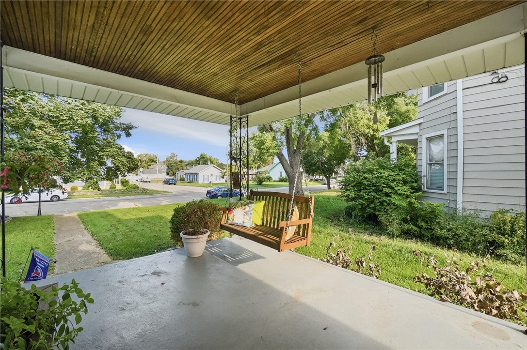 408 S 4th Street