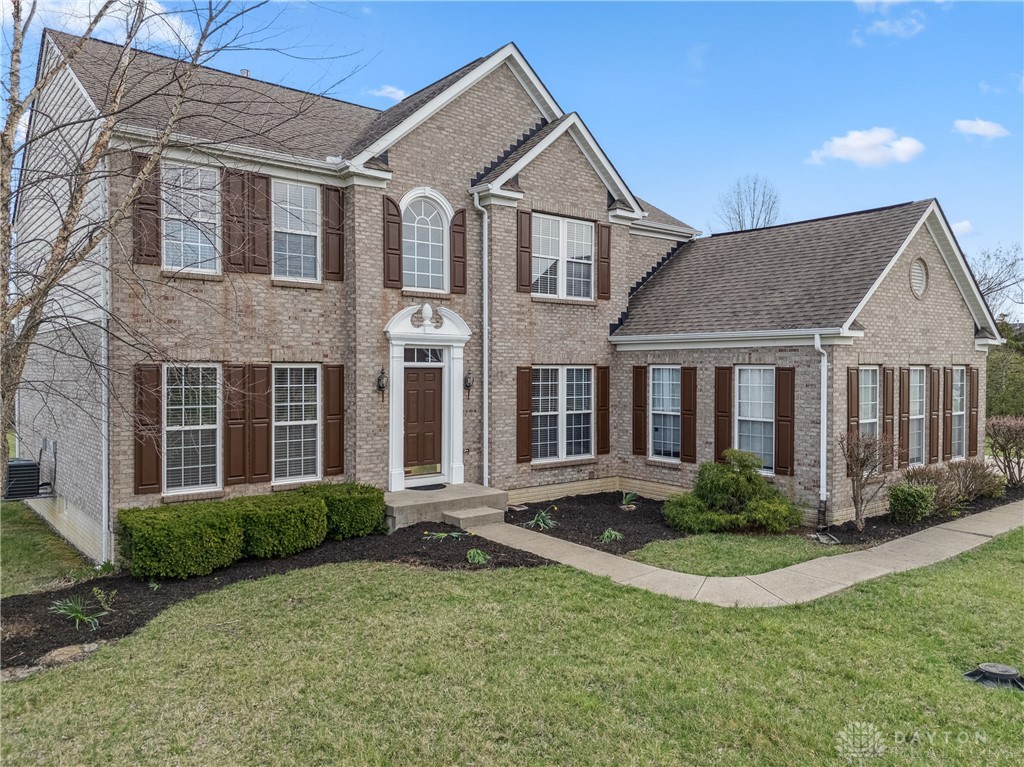 582 Sage Run Drive, Lebanon, Ohio image 2