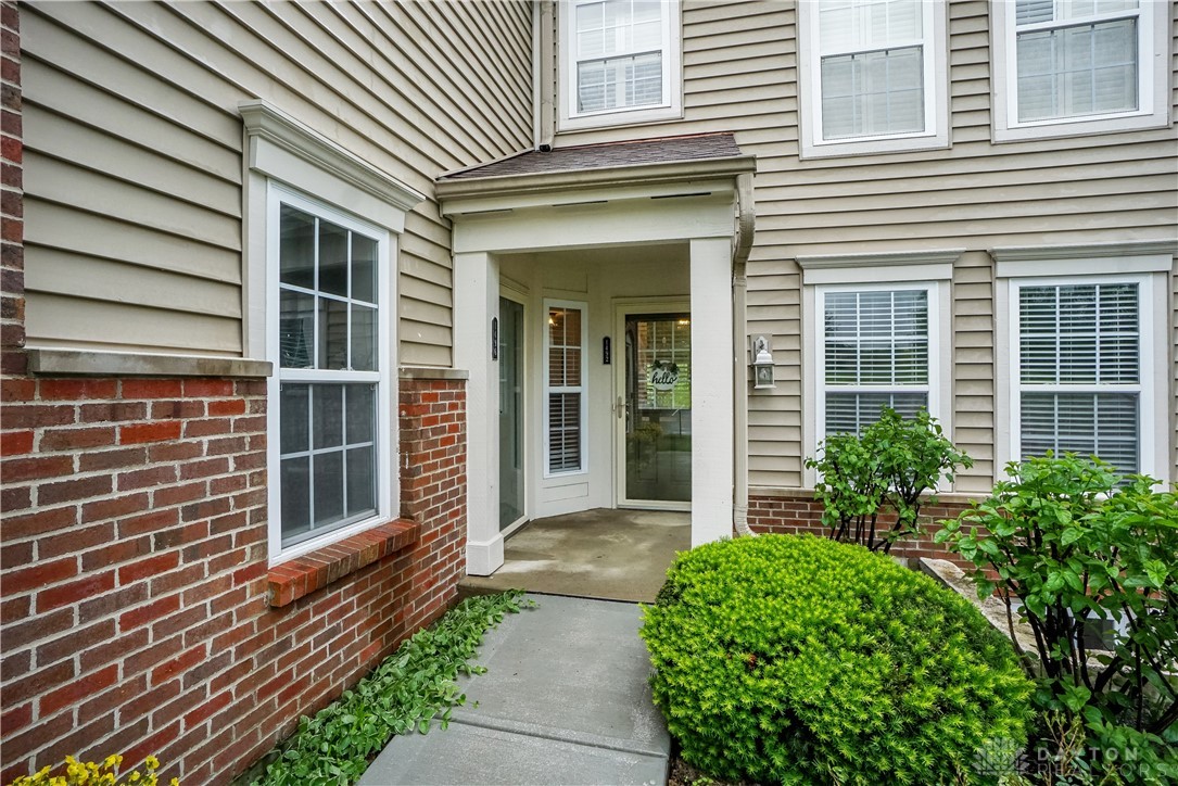 1492 Shadowood Trail, Maineville, Ohio image 3