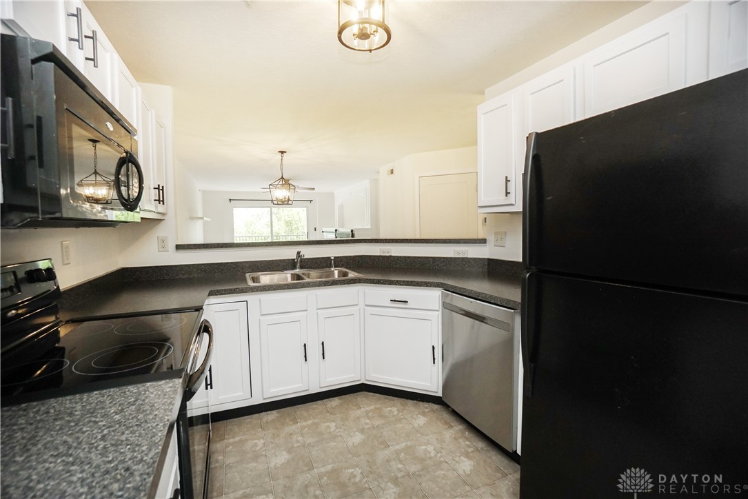 1492 Shadowood Trail, Maineville, Ohio image 10