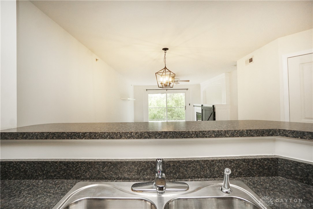 1492 Shadowood Trail, Maineville, Ohio image 15