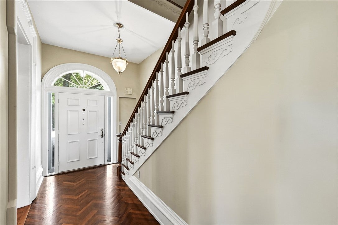 245 N King Street
