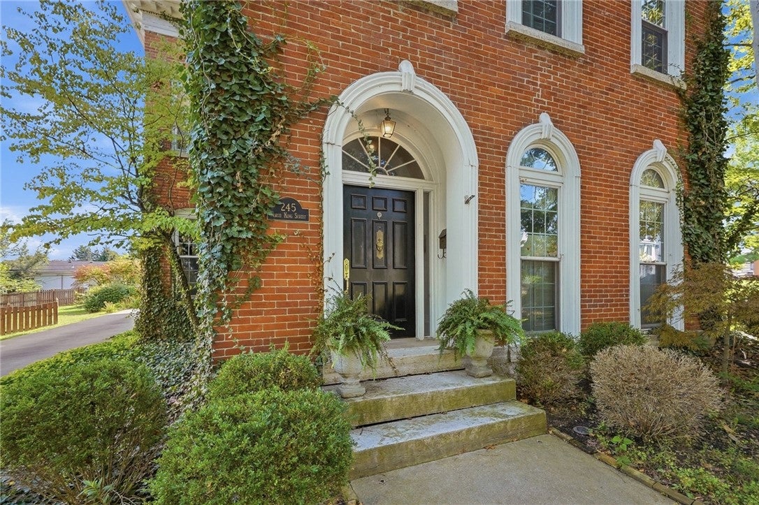 245 N King Street