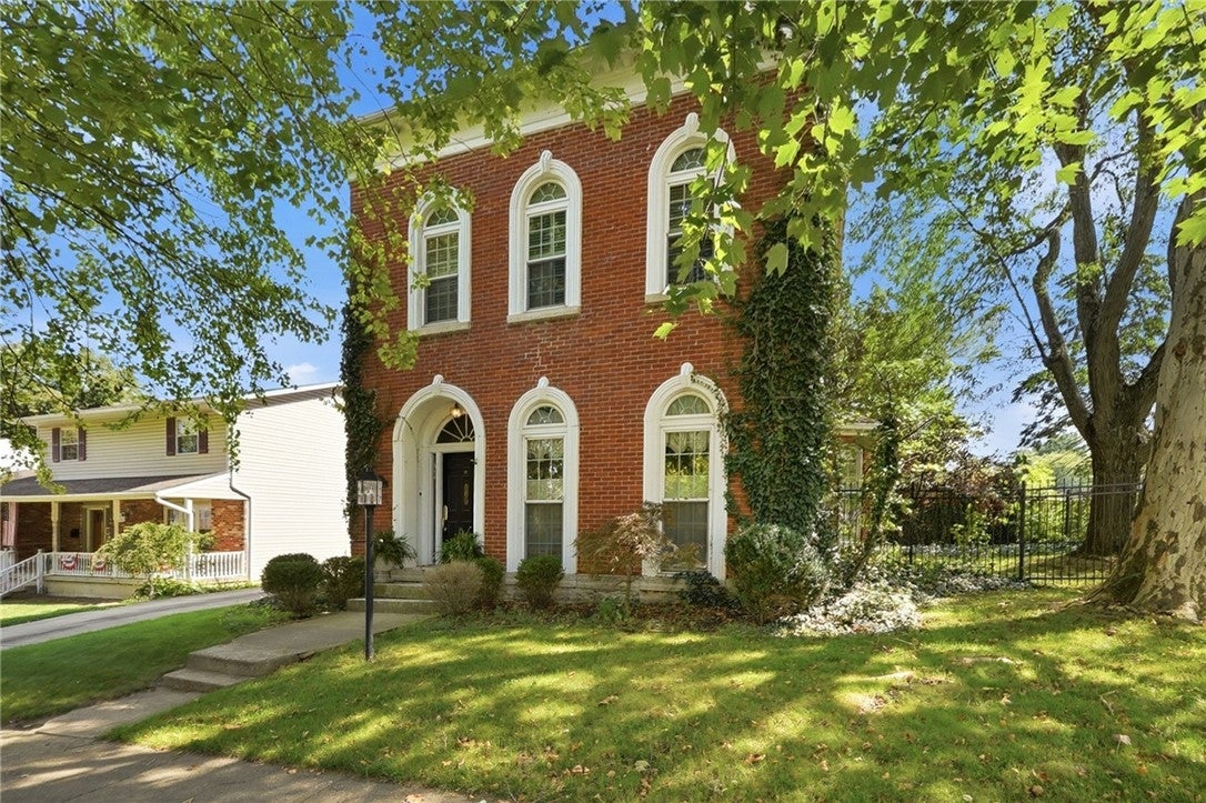 245 N King Street