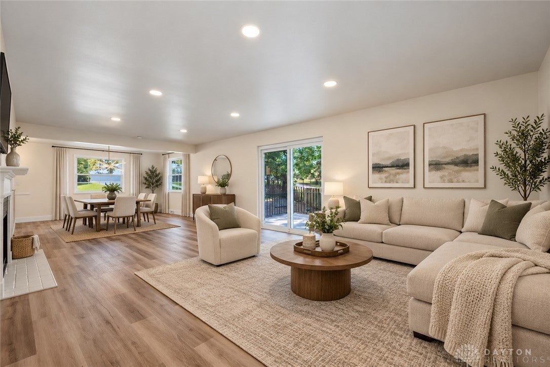 30 Lynn Rae Circle