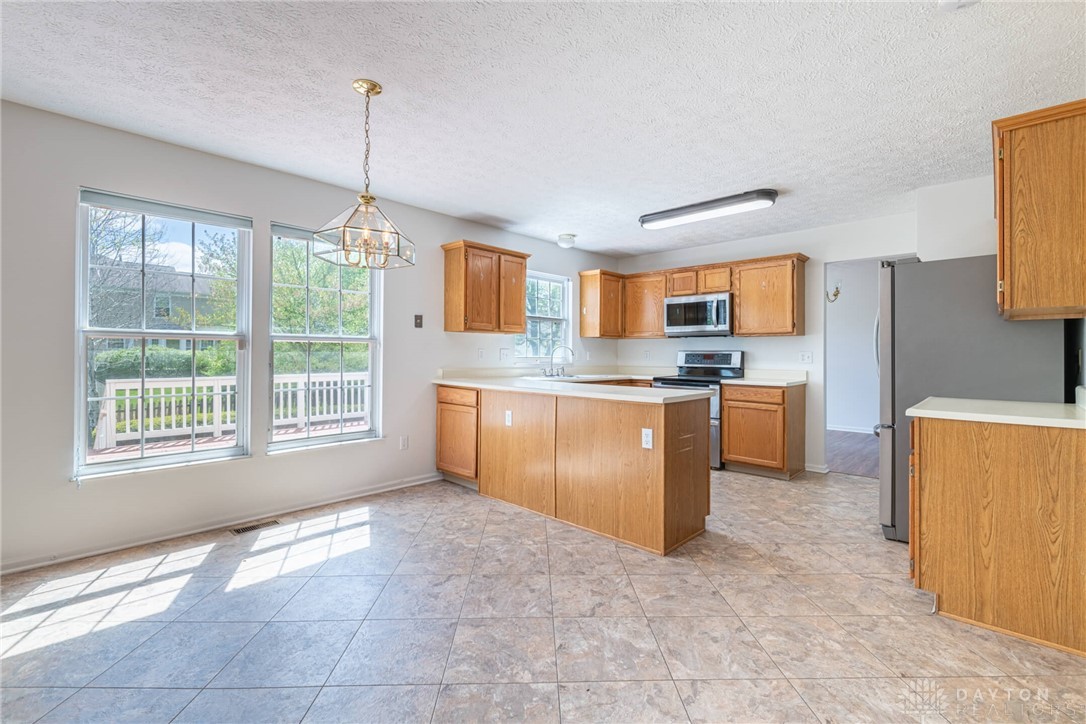 Miamisburg, Ohio 45342, United States, 4 Bedrooms Bedrooms, ,3 BathroomsBathrooms,Residential,Active,3932