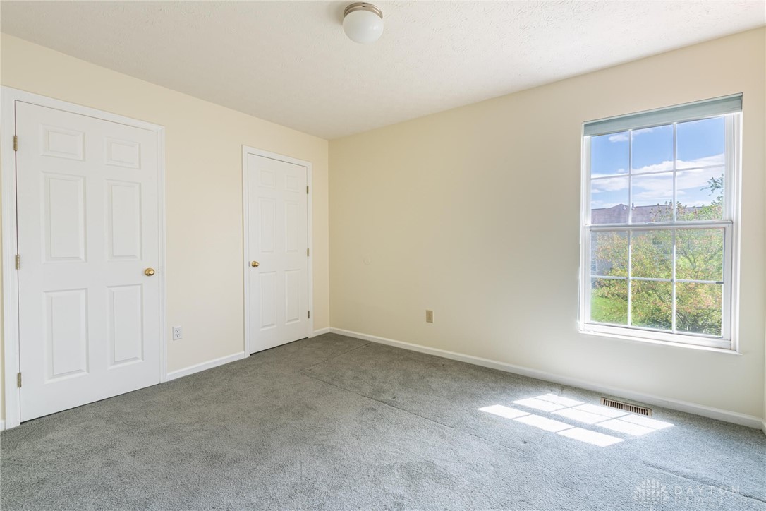 Miamisburg, Ohio 45342, United States, 4 Bedrooms Bedrooms, ,3 BathroomsBathrooms,Residential,Active,3932