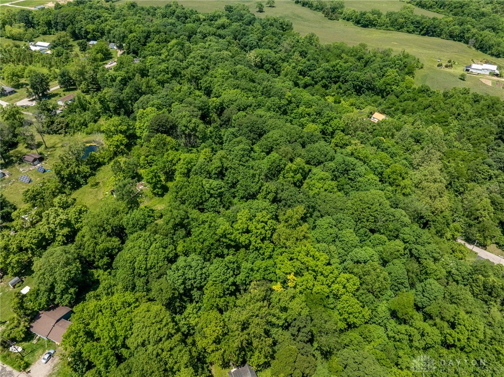 6675 Faversham Road, Miamisburg, Ohio image 11