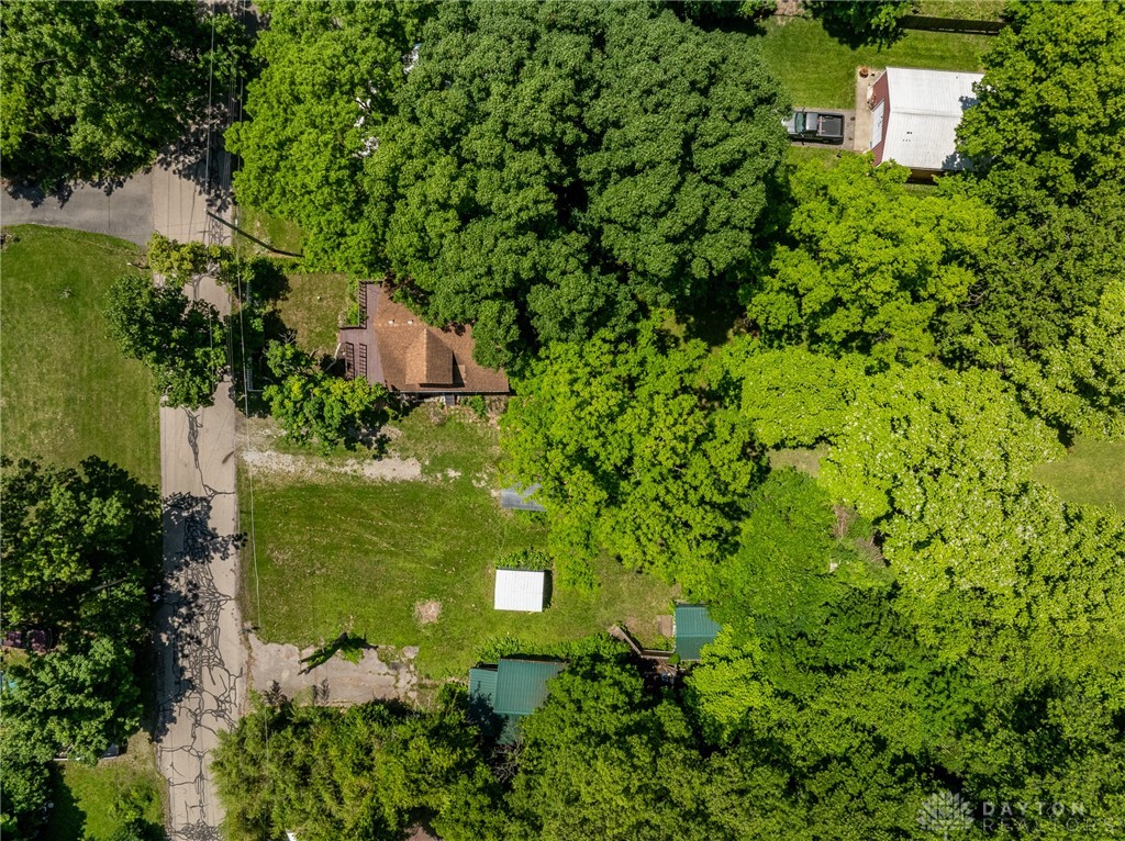 6675 Faversham Road, Miamisburg, Ohio image 17