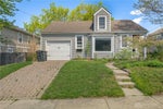 61 Oak Street property photo