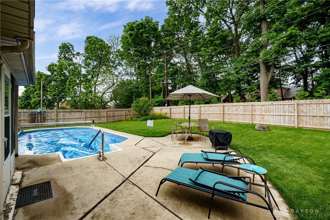 650 Hathaway Trail, Tipp City, Ohio image 35