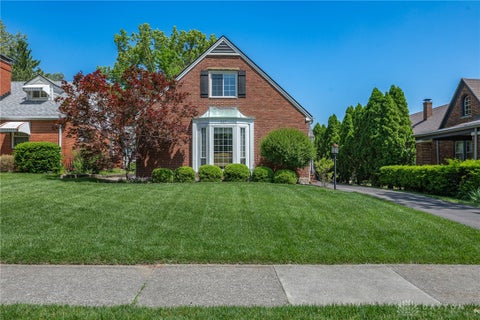 Homes For Sale - 337 Lonsdale Avenue<br/> Montgomery County, Oakwood, OH 45419