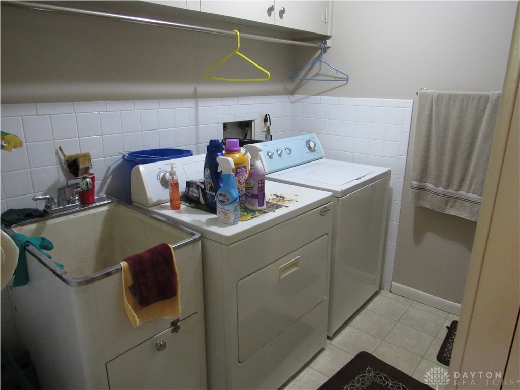3325 Waldeck Place, Dayton, Ohio image 17