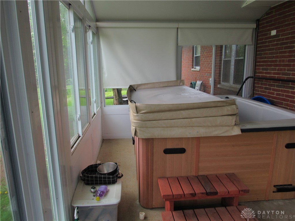 3325 Waldeck Place, Dayton, Ohio image 37