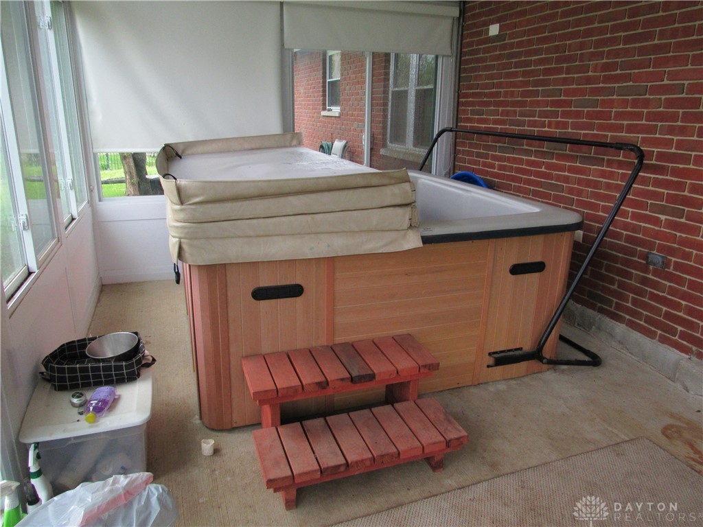 3325 Waldeck Place, Dayton, Ohio image 35