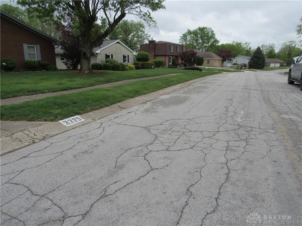 3325 Waldeck Place, Dayton, Ohio image 41