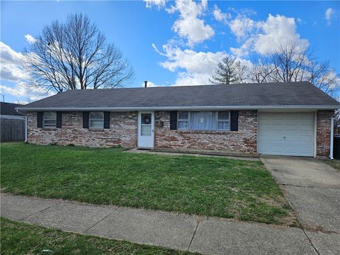 Photo of 2369 Broadmoor Drive, Kettering, OH 45419 (MLS # 954080)