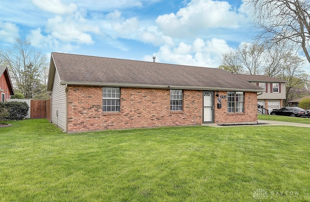 754 Louise Drive, Xenia, Ohio image 2