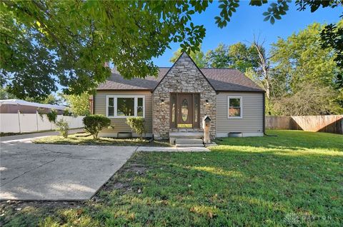 Tiny photo for 4204 Roosevelt Boulevard, Middletown, OH 45044 (MLS # 945509)