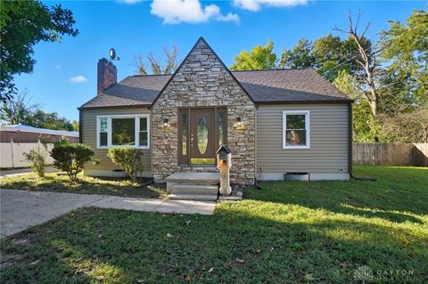 Photo of 4204 Roosevelt Boulevard, Middletown, OH 45044 (MLS # 945509)