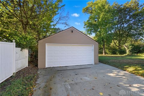 Tiny photo for 4204 Roosevelt Boulevard, Middletown, OH 45044 (MLS # 945509)