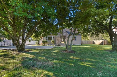 Tiny photo for 4204 Roosevelt Boulevard, Middletown, OH 45044 (MLS # 945509)