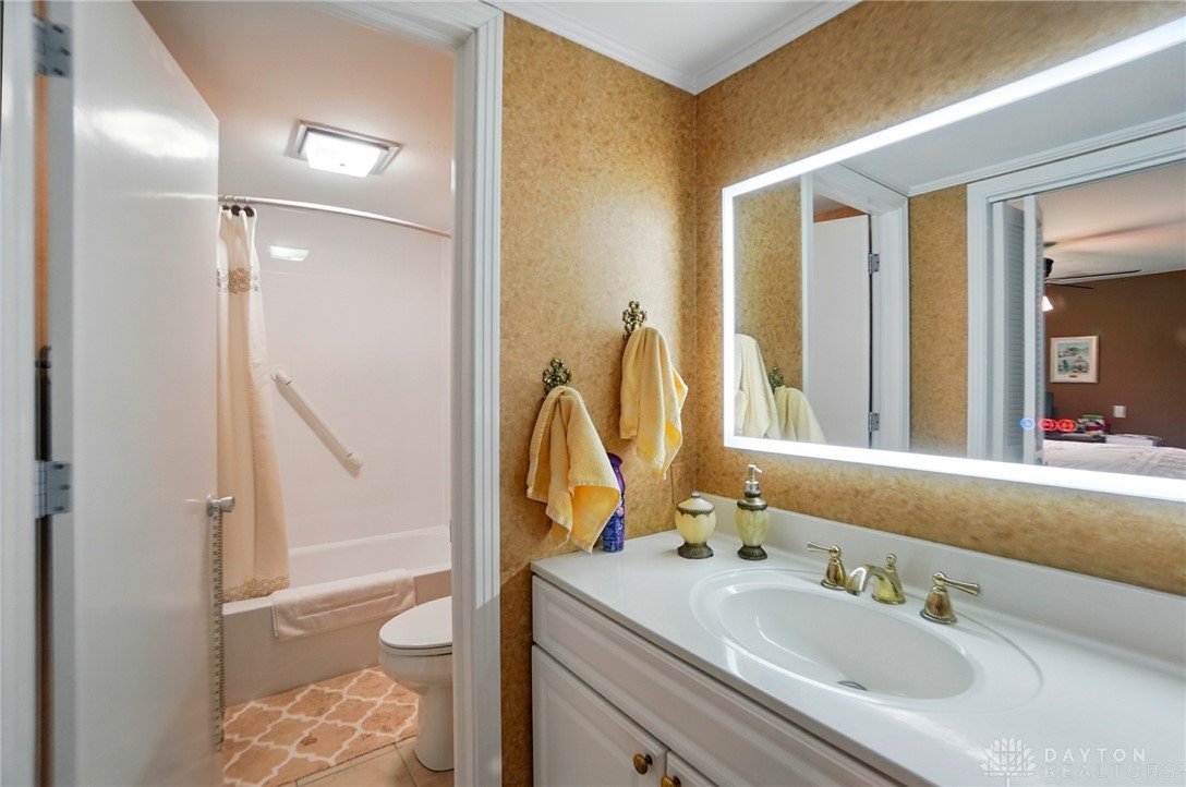 3225 Southdale Drive #10, Kettering, Ohio image 28