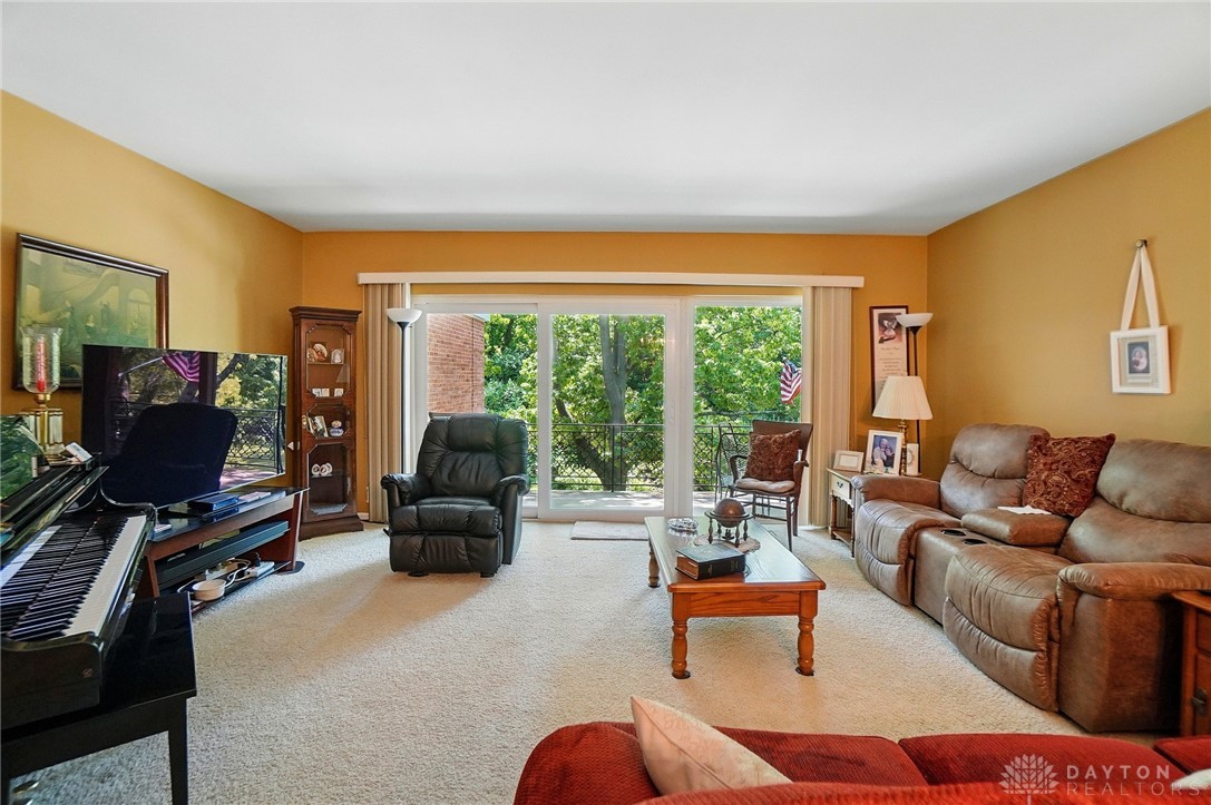 3225 Southdale Drive #10, Kettering, Ohio image 11